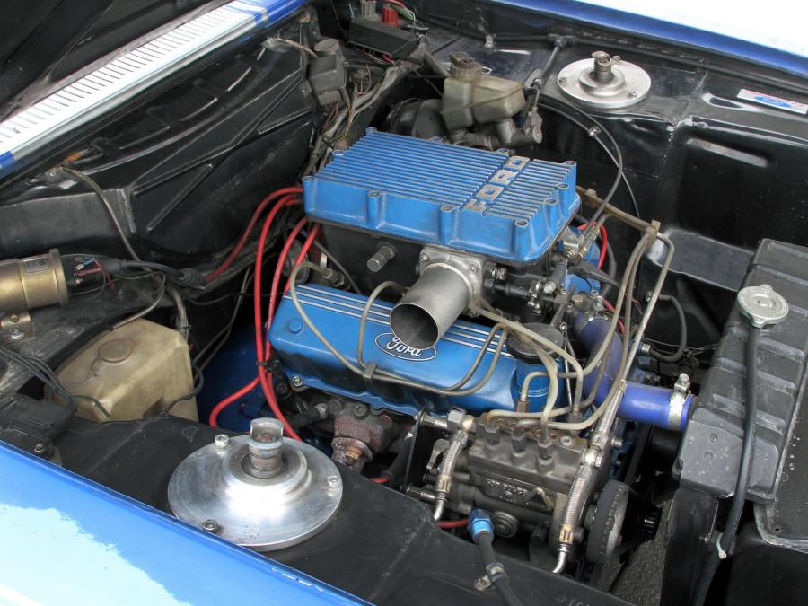 Моторный отсек Ford Capri RS2600 Group 2 1969 года  (фото 8 из 16)